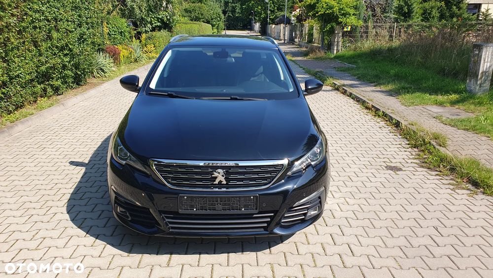 Peugeot 308 1.5 BlueHDi Allure Pack S&S - 10