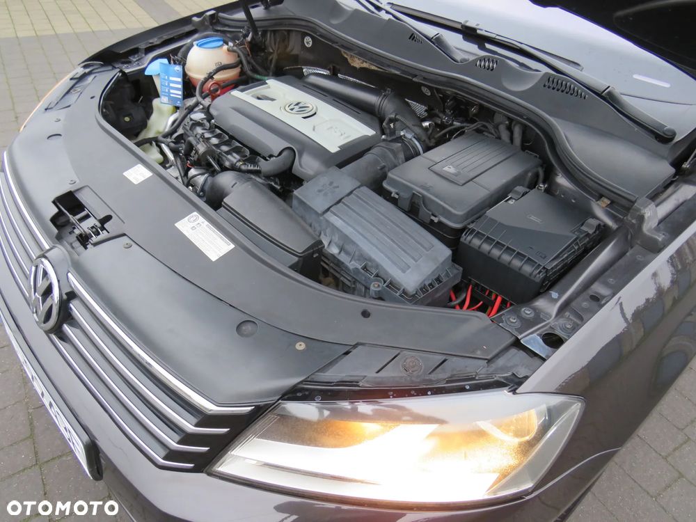 Volkswagen Passat 1.8 TSI Automatik Highline - 38