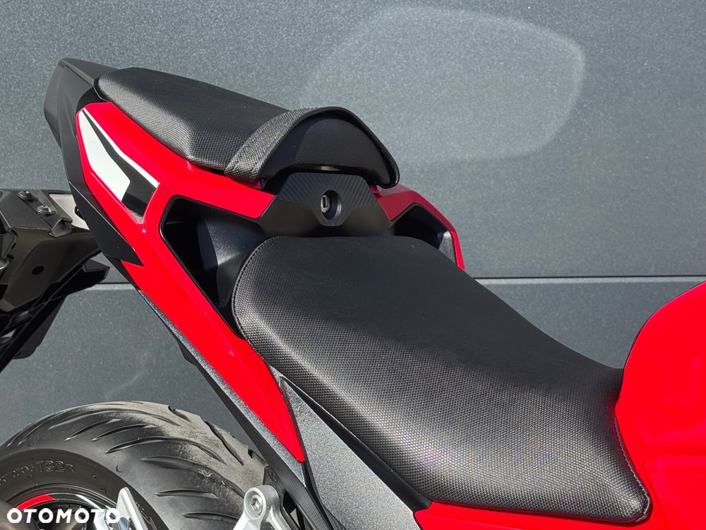 Honda CBR - 13