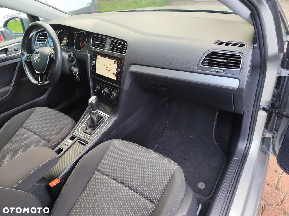 Volkswagen Golf 1.6 TDI (BlueMotion Technology) DSG Comfortline - 15