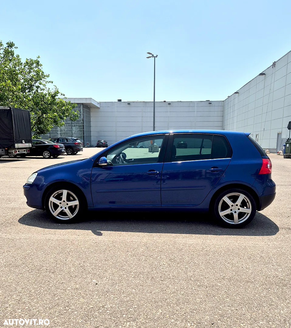 Volkswagen Golf - 4