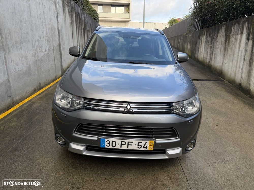 Mitsubishi Outlander 2.0 PHEV Intense Navi - 3