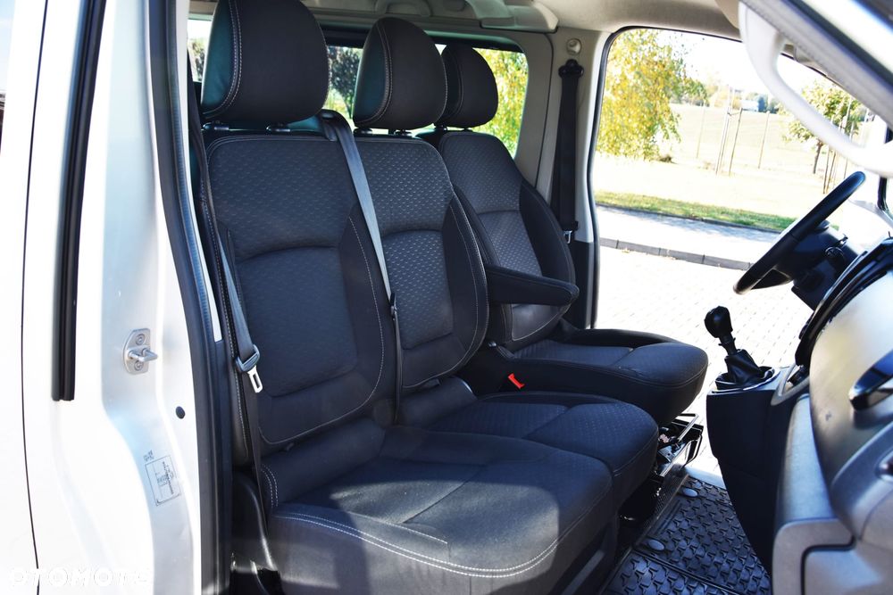 Opel Vivaro - 25