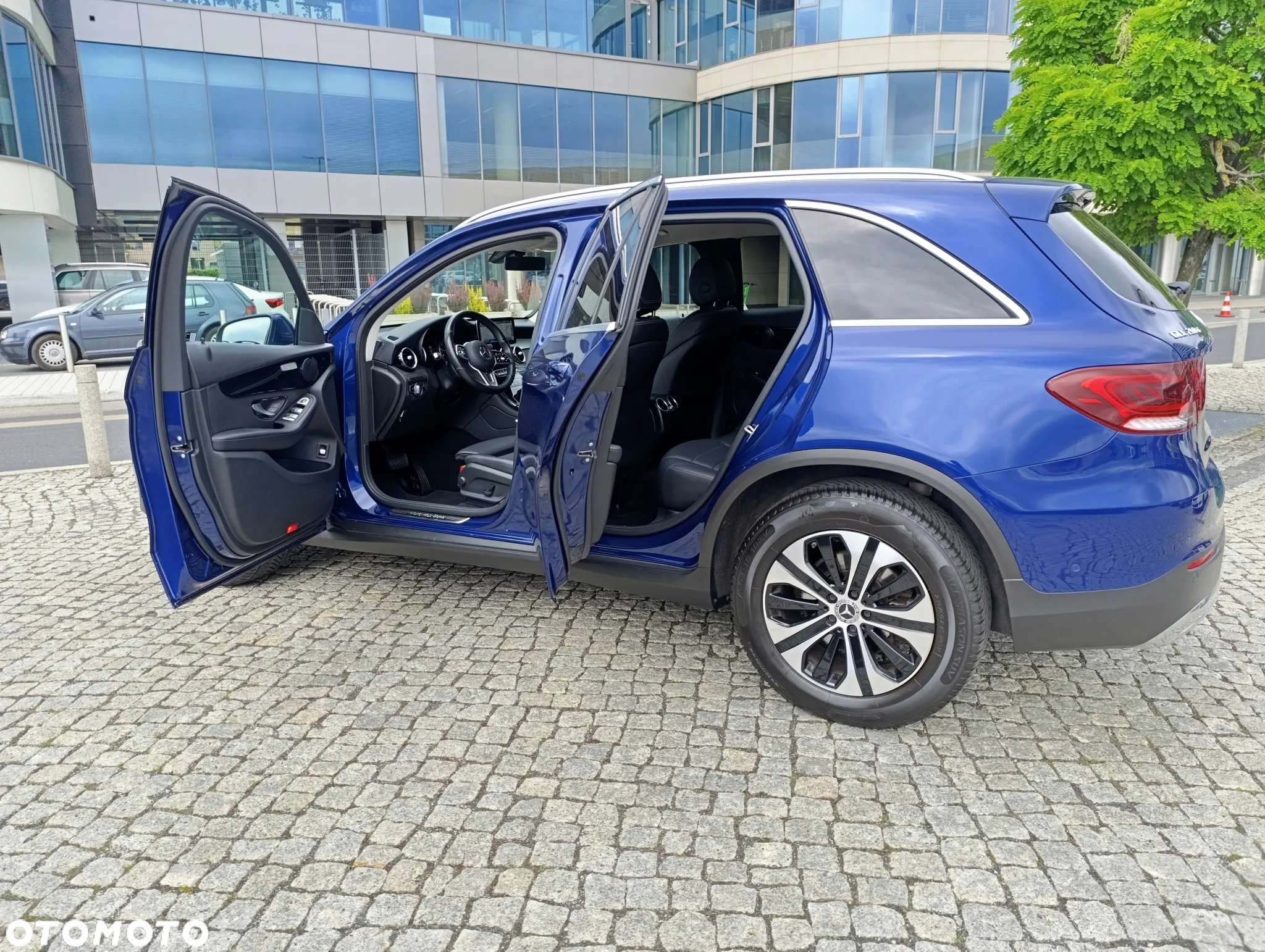 Mercedes-Benz GLC 200 d 4-Matic Business Edition - 4