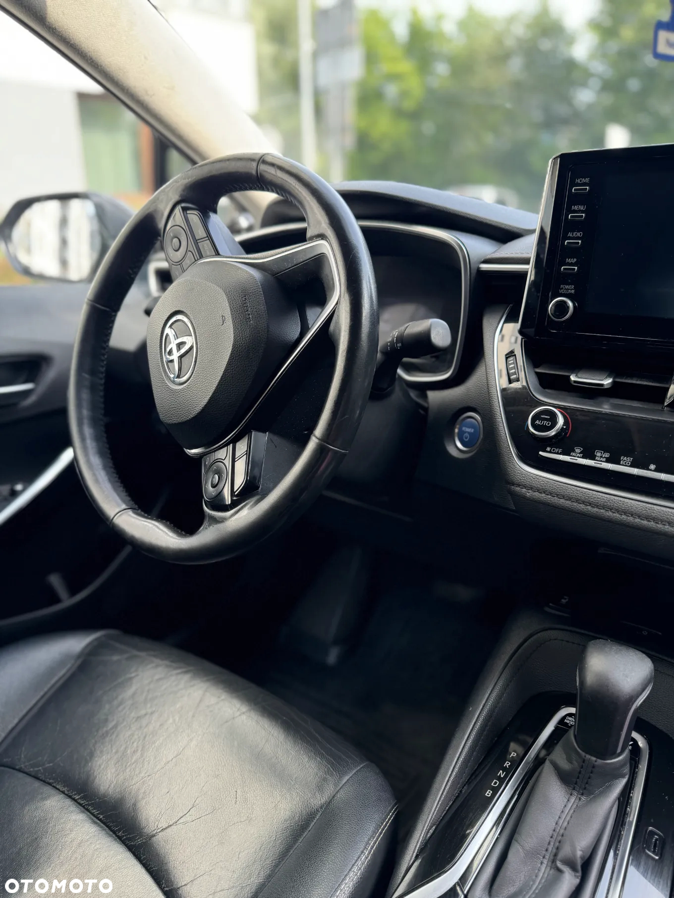 Toyota Corolla 1.8 Hybrid Executive - 7