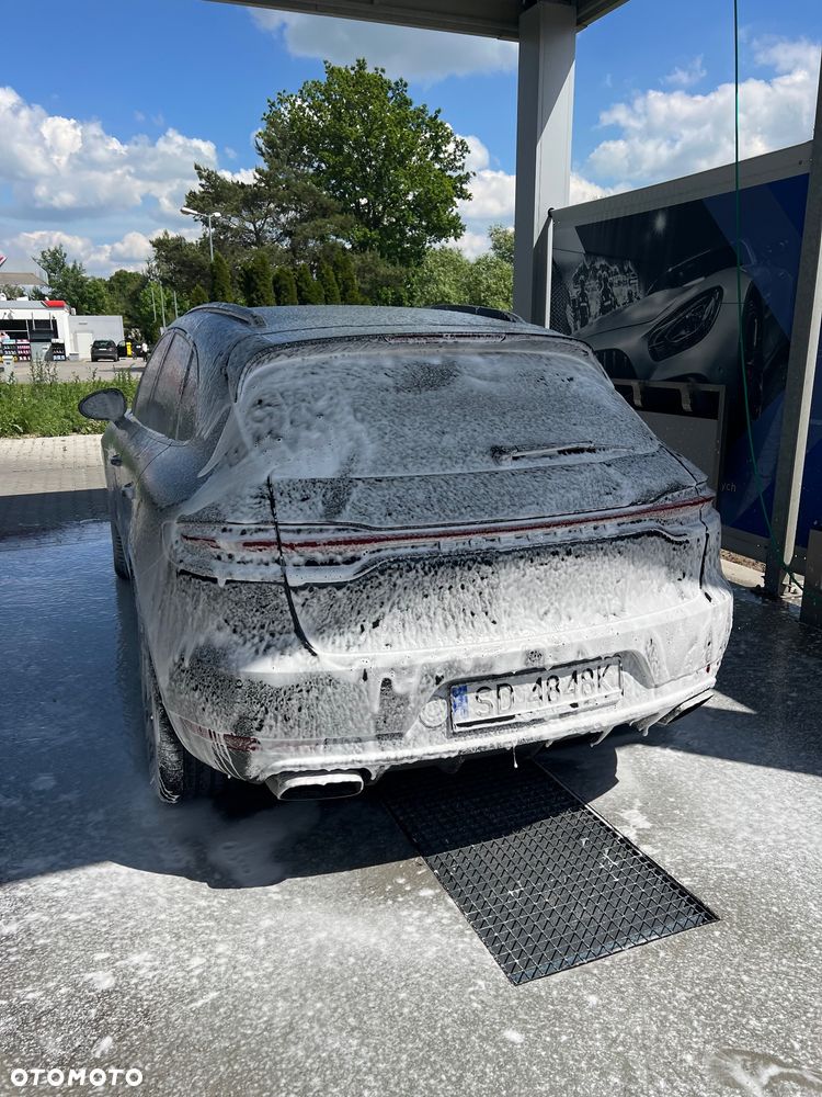 Porsche Macan Standard - 10