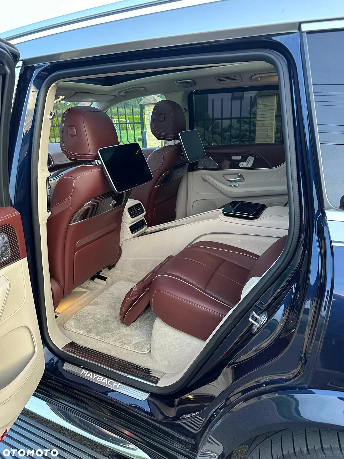 Mercedes-Benz Maybach GLS - 7