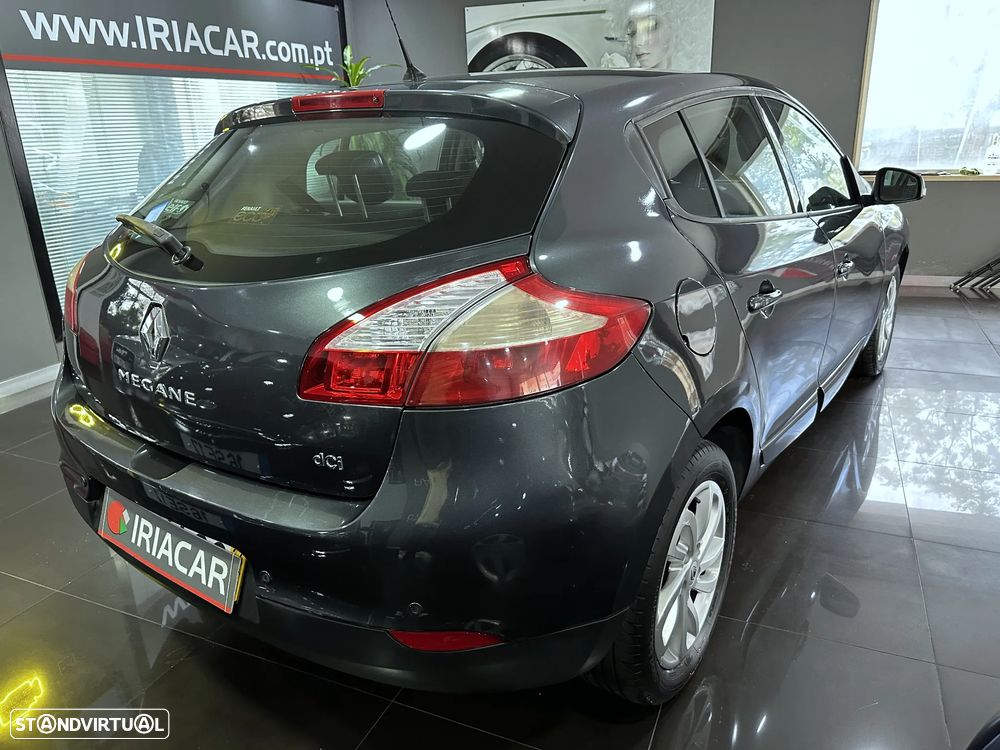 Renault Mégane 1.5 dCi Dynamique S - 16