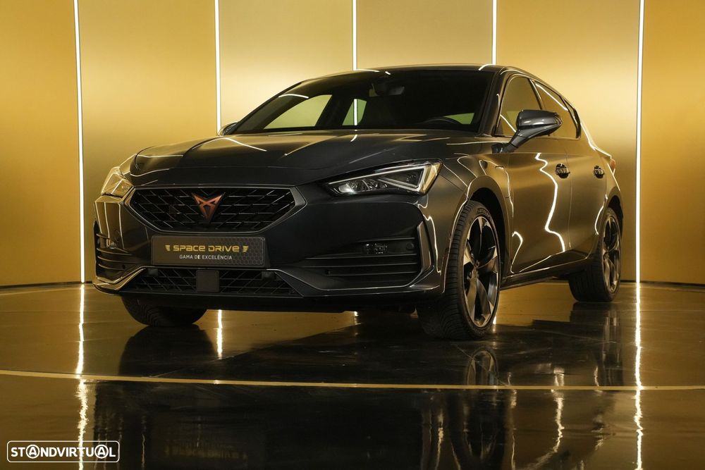 Cupra Leon 1.4 e-Hybrid MID DSG - 2
