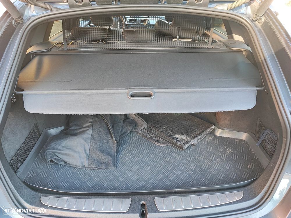 BMW 320 d Touring Aut. Sport Line - 7