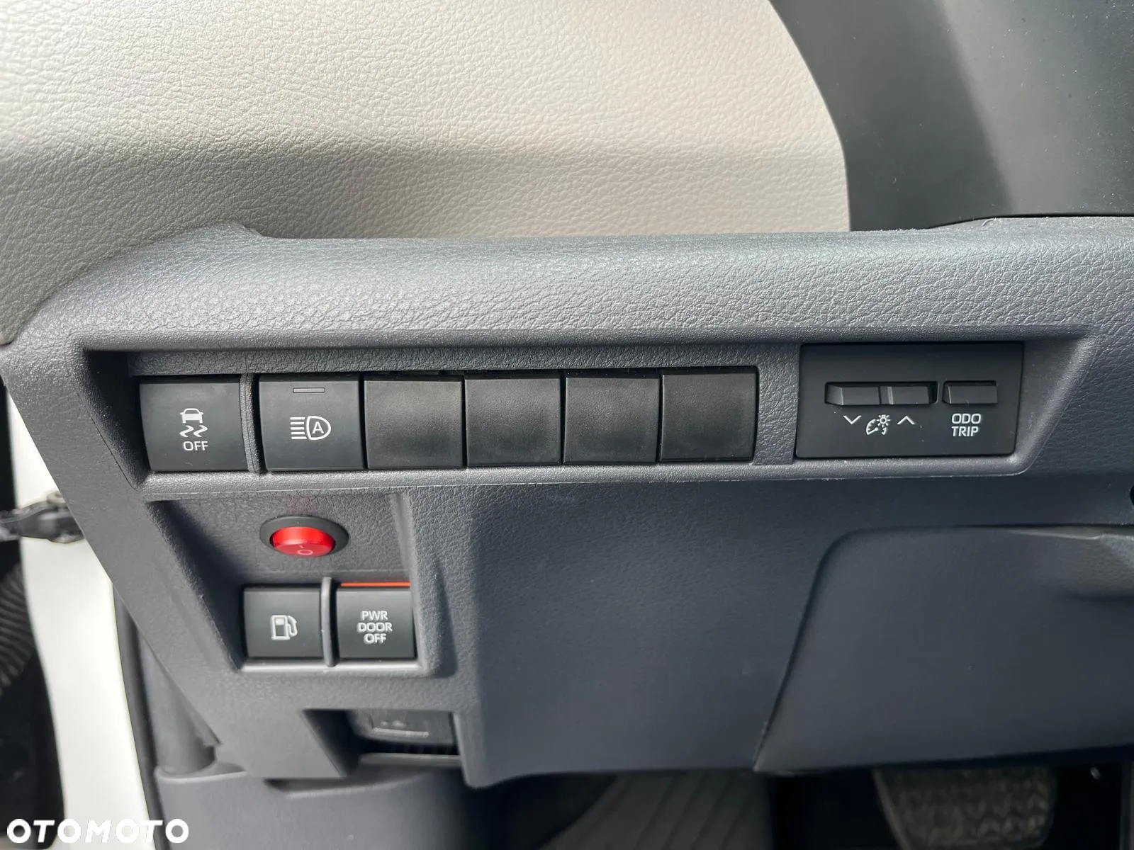Toyota Sienna - 14