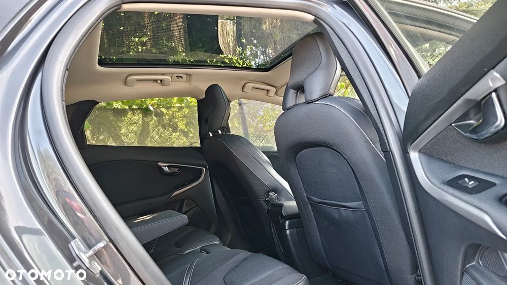 Volvo V40 - 11