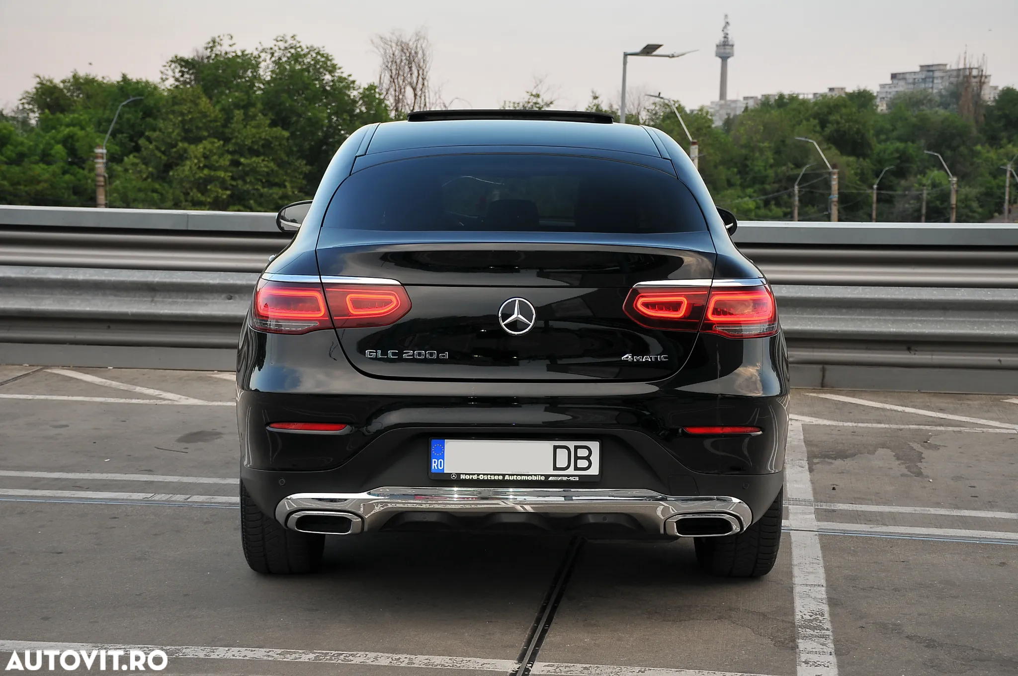 Mercedes-Benz GLC Coupe 220 d 4Matic 9G-TRONIC - 12