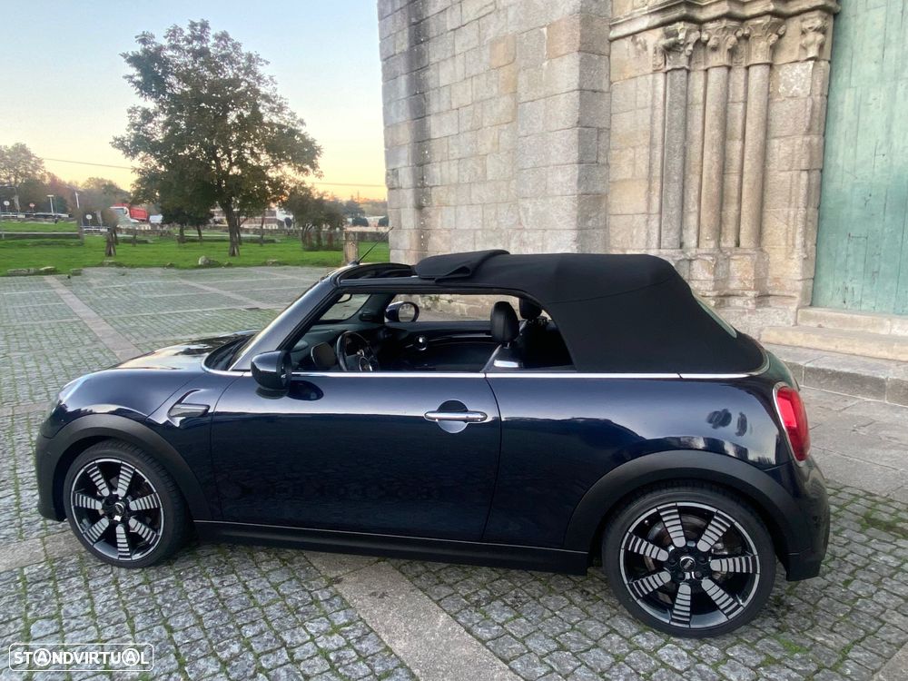 MINI Cabrio Cooper Premium Plus Essential Auto - 14