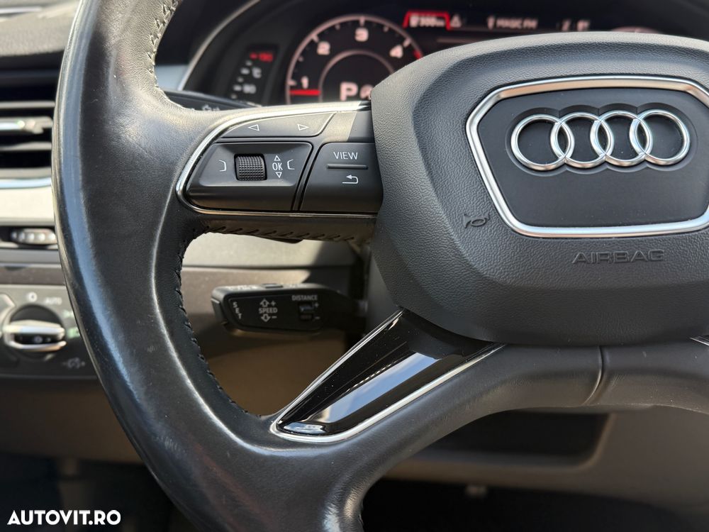Audi Q7 - 6