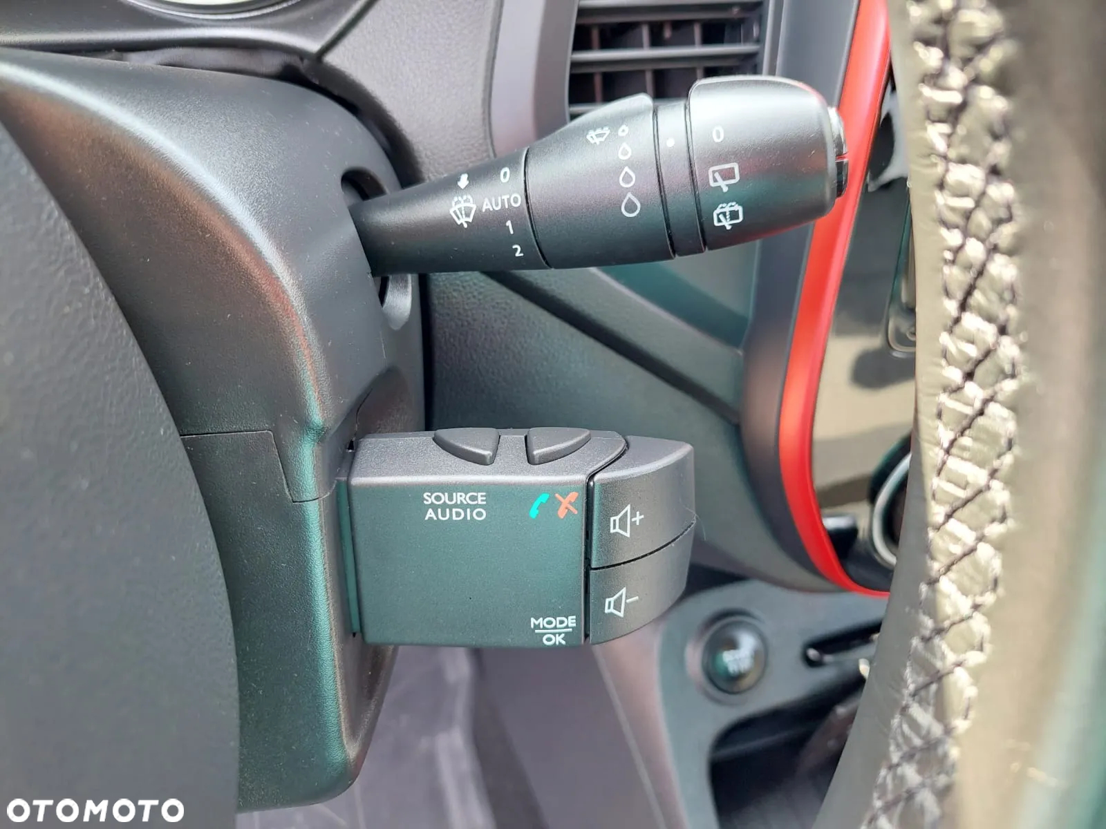 Renault Captur 1.2 Energy TCe Initiale Paris - 36