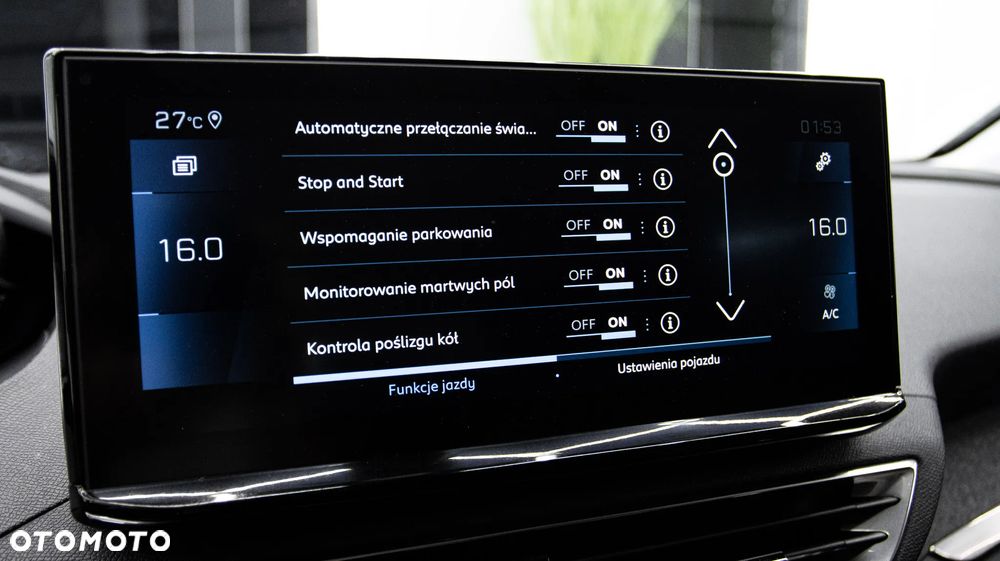Peugeot 5008 2.0 BlueHDi Allure S&S EAT8 - 29