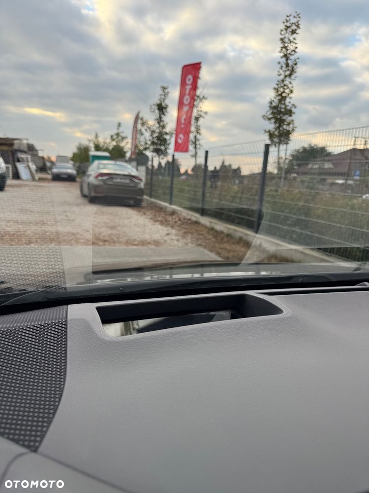 Toyota Corolla 1.8 Business Edition - 26