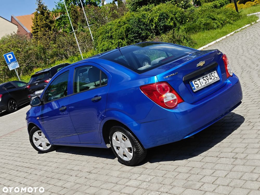 Chevrolet Aveo - 36