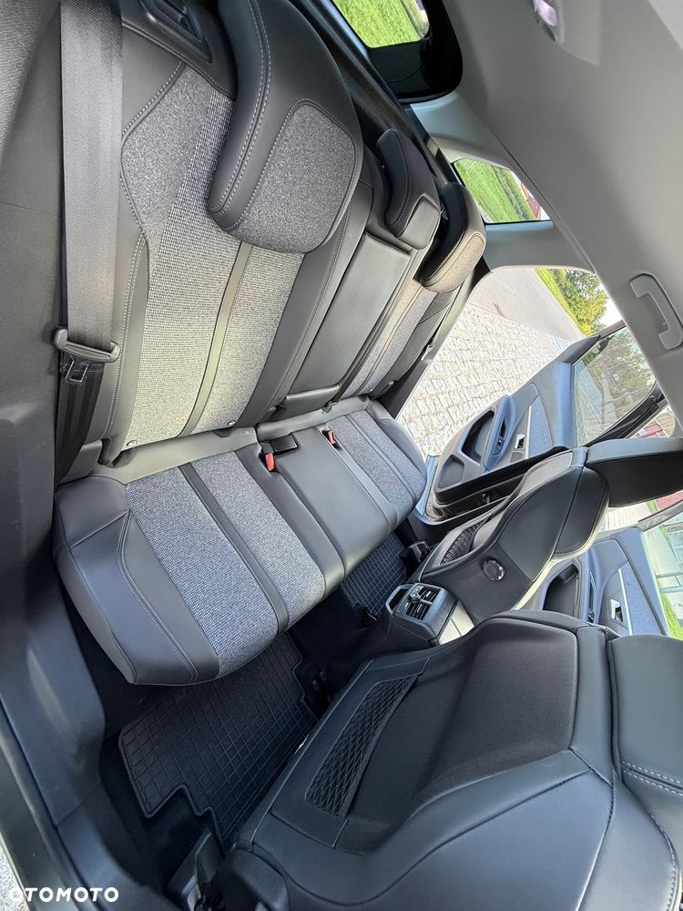 Peugeot 3008 1.5 BlueHDi Allure S&S - 15