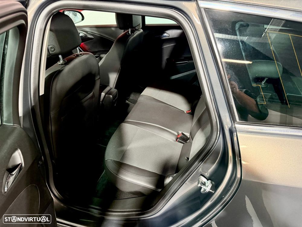 Opel Astra Sports Tourer 1.6 CDTi Cosmo S/S - 48