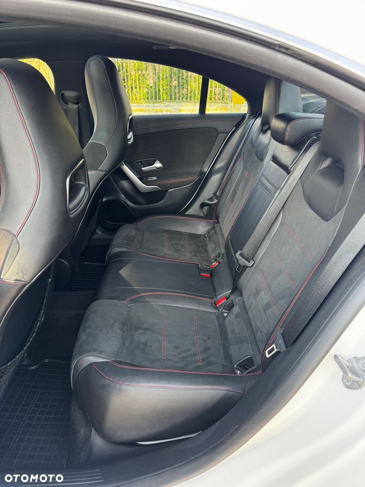 Mercedes-Benz CLA 250 Edition 1 7G-DCT - 11