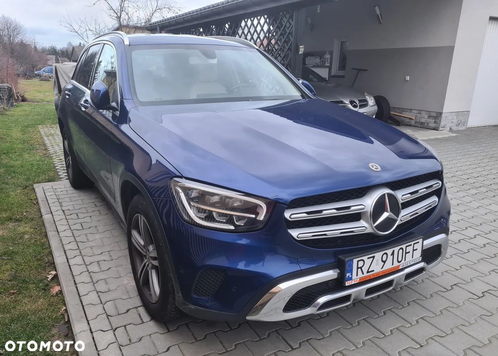 Mercedes-Benz GLC 220 d 4-Matic - 2