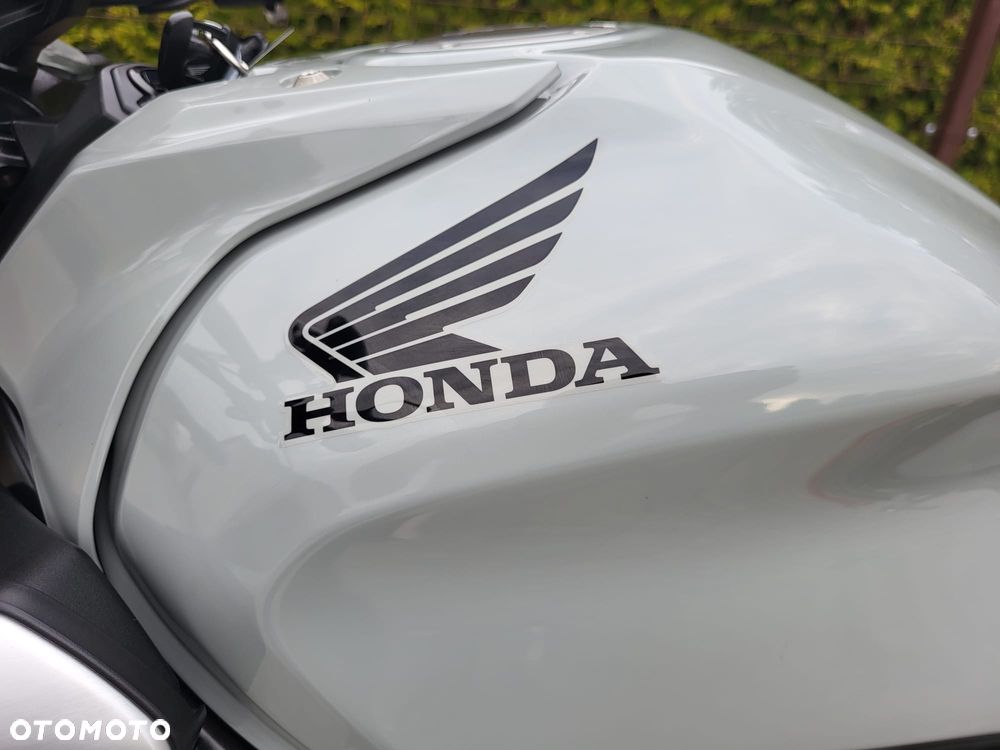 Honda CB - 18