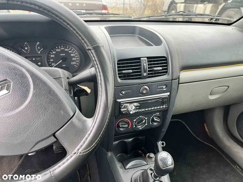 Renault Clio 1.2 Access - 15