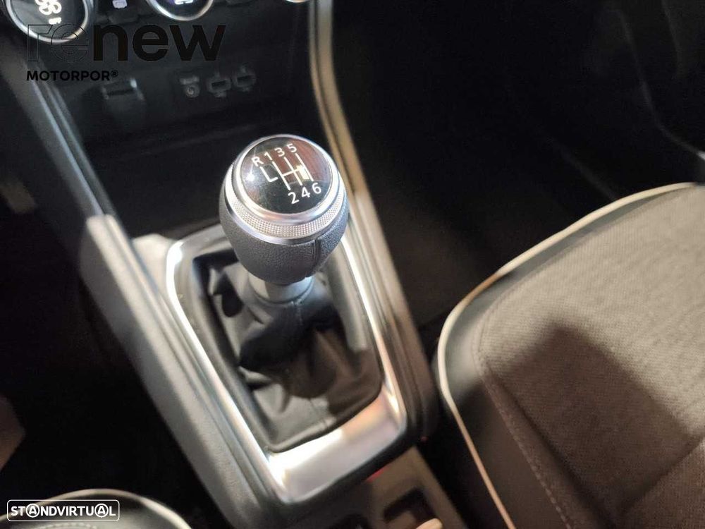 Renault Captur 1.0 TCe Techno Bi-Fuel - 17