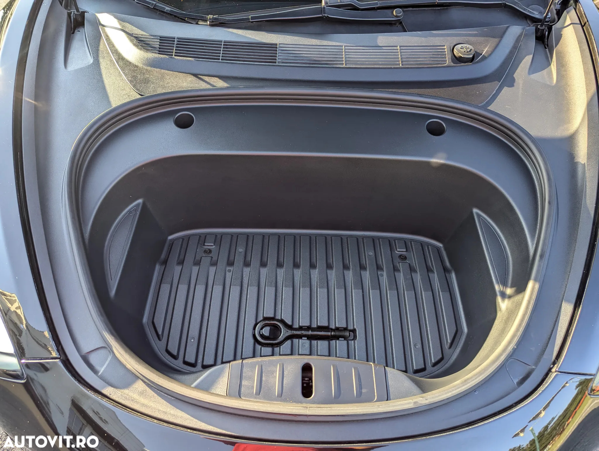 Tesla Model 3 Langstreckenbatterie Hinterradantrieb - 12