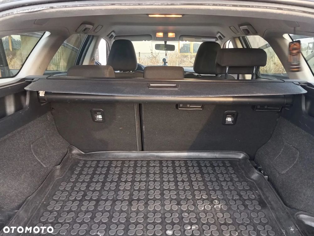 Toyota Auris - 13