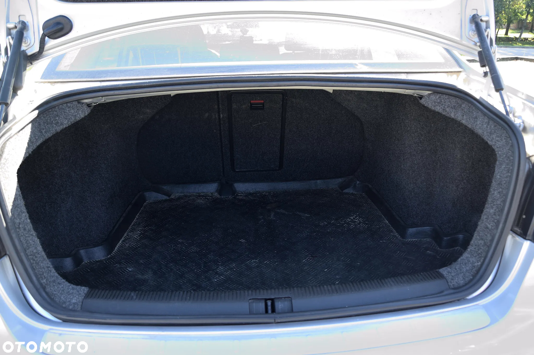 Volkswagen Jetta 1.6 TDI DPF Comfortline - 10