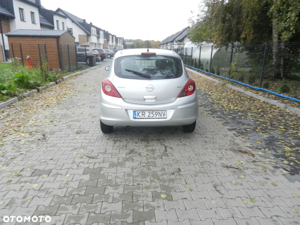 Opel Corsa 2010 photo 3