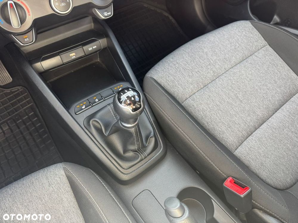 Kia Stonic 1.2 M - 16