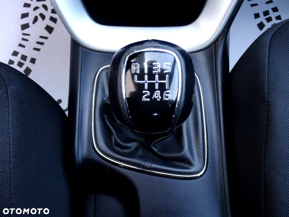 Kia Ceed 1.4 Attract - 19