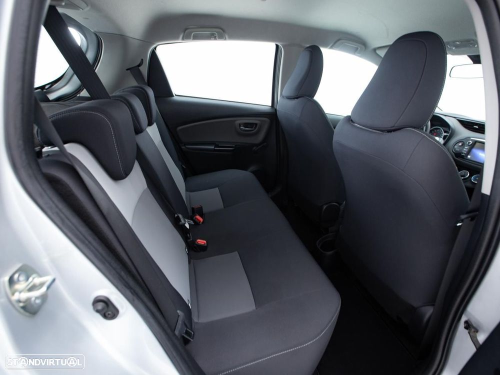 Toyota Yaris 1.0 VVT-i Comfort — fotografia 10