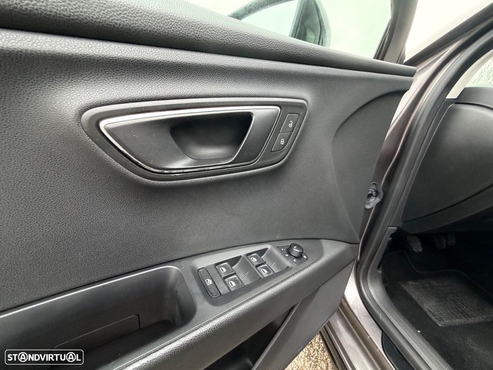 SEAT Leon 1.6 TDI S&S Style - 14