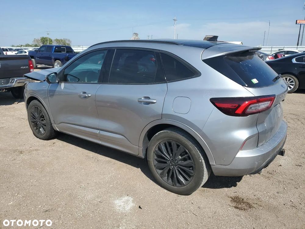 Ford Escape 2.0 EcoBoost AWD Titanium - 8