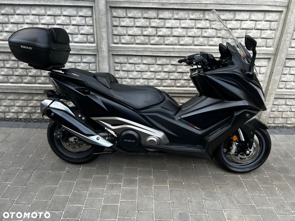 Kymco AK 550 - 2