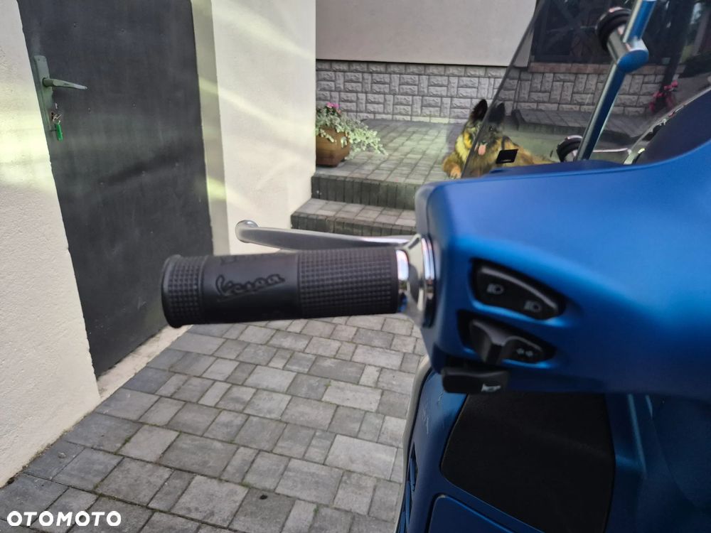 Vespa GTS - 18