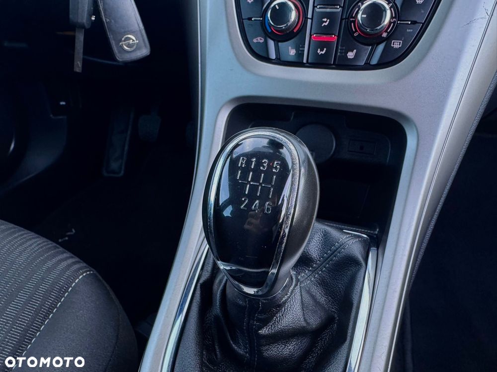 Opel Astra 1.4 Turbo Edition - 38