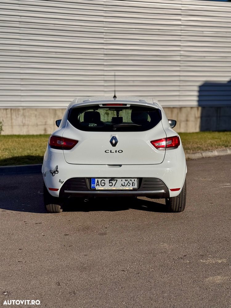 Renault Clio - 6