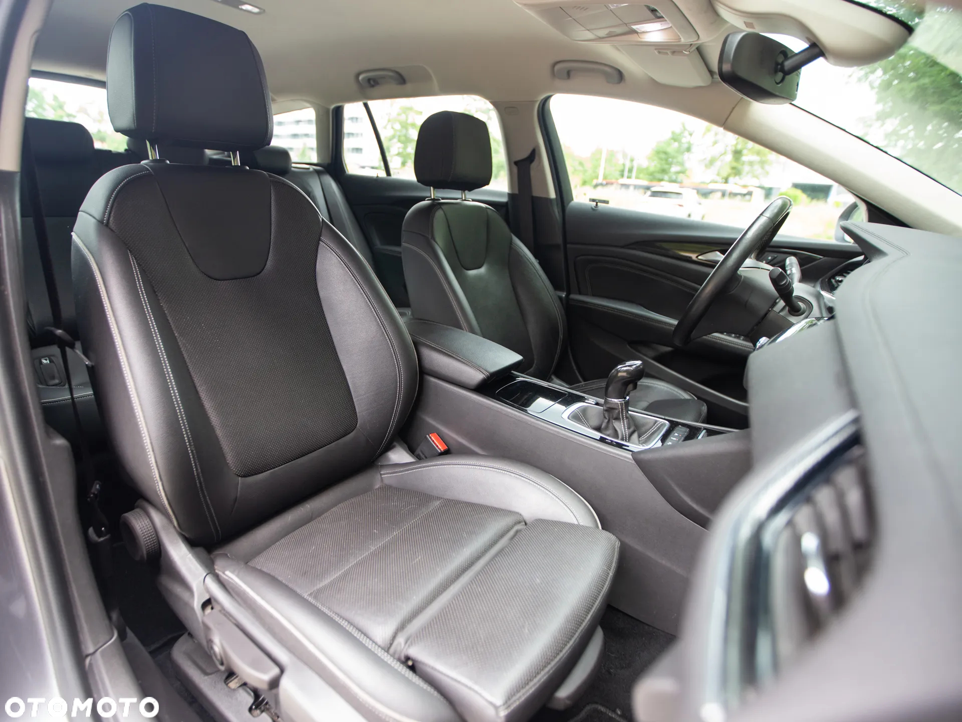 Opel Insignia 2.0 CDTI Executive 4x4 S&S - 17