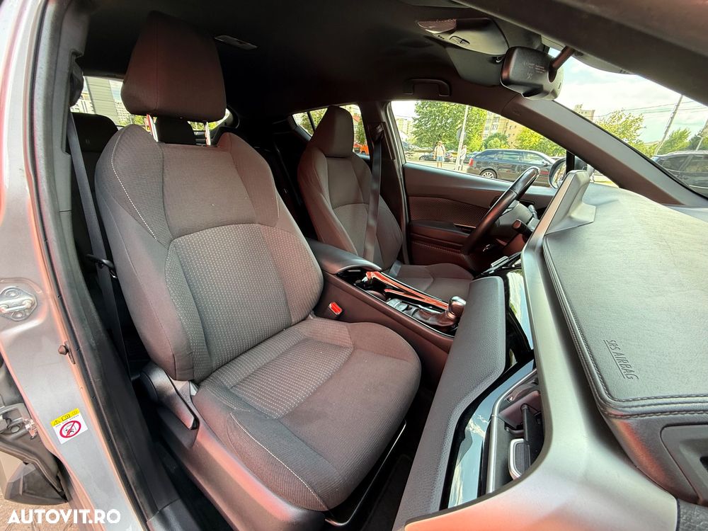 Toyota C-HR 1.8 HSD 122 CP 4x2 CVT Style - 8