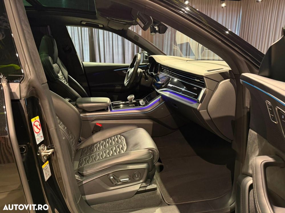 Audi RS Q8 - 27
