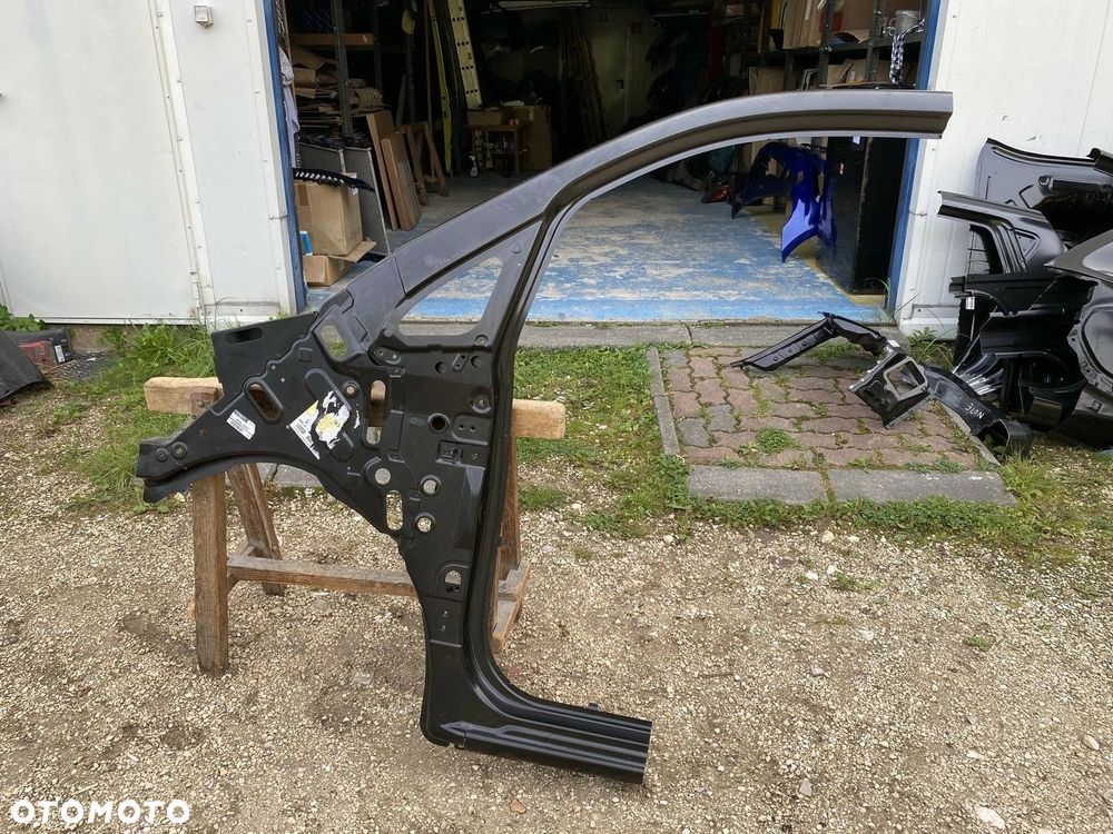 PRÓG LEWY SŁUPEK NISSAN NV200 NV 200 NOWY ORYGINALNY 76031-4FE2E - 1