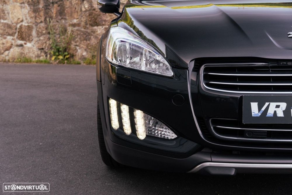 Peugeot 508 RXH 2.0 HDi Hybrid4 2-Tronic - 32