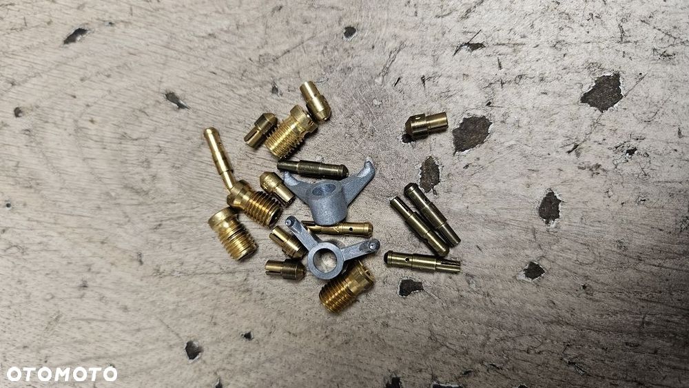 Zestaw tuningowych dysz gaźnika Weber Harley Davidson - 2