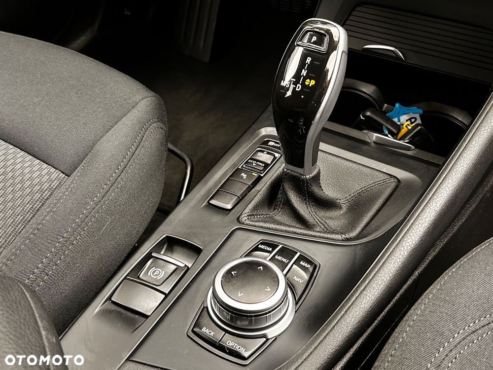 BMW X1 sDrive18d Business Edition - 28